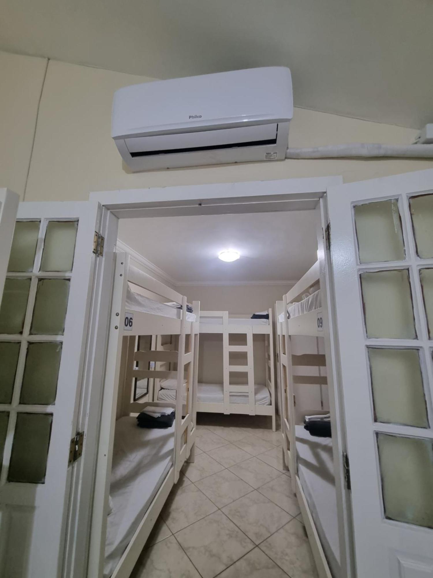 Zenit Hostel Da Cris Cabo Frio Eksteriør bilde